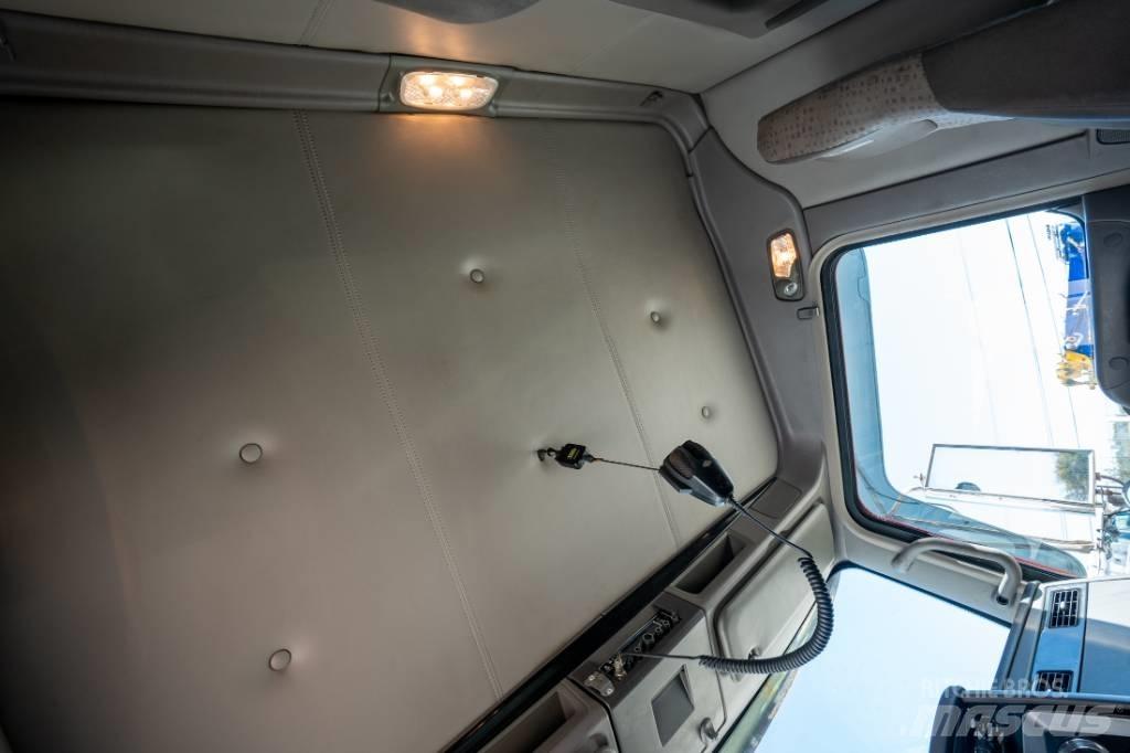Kenworth W 900 曳引機組件