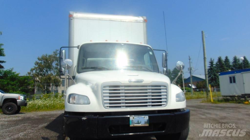Freightliner M2 貨箱式卡車
