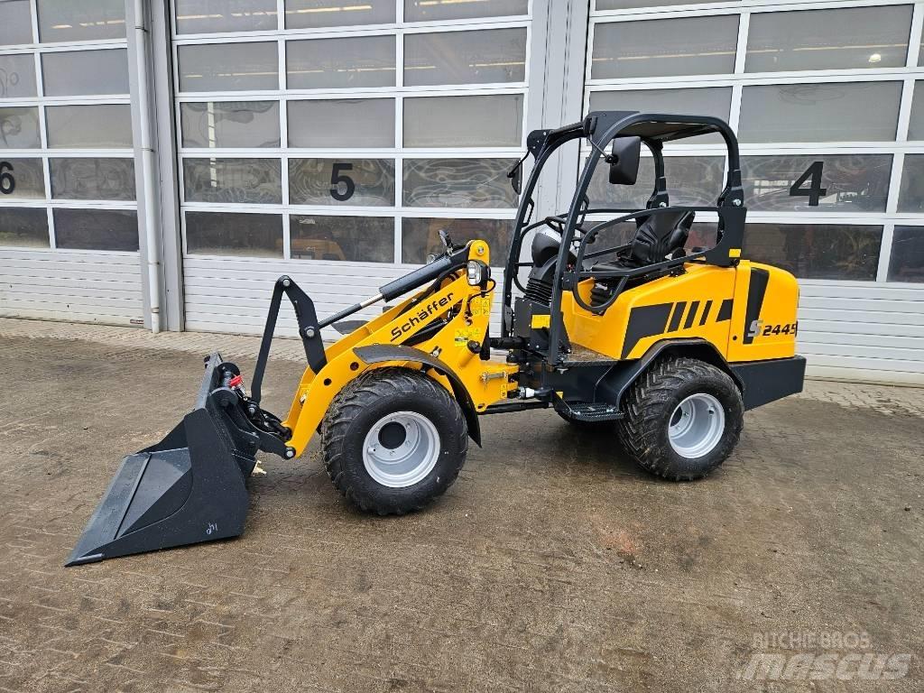 Schäffer 2445S 小型裝載機