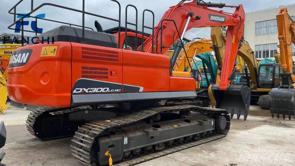 Doosan DX 300 LC 履帶式 挖土機/掘鑿機/挖掘機