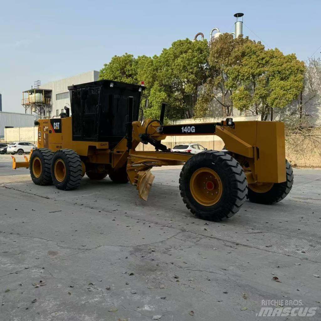 CAT 140 G 平土機