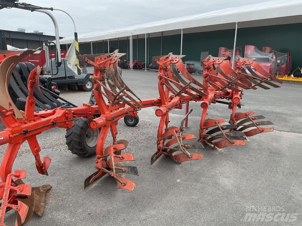 Kuhn Varimaster 122 雙向犁