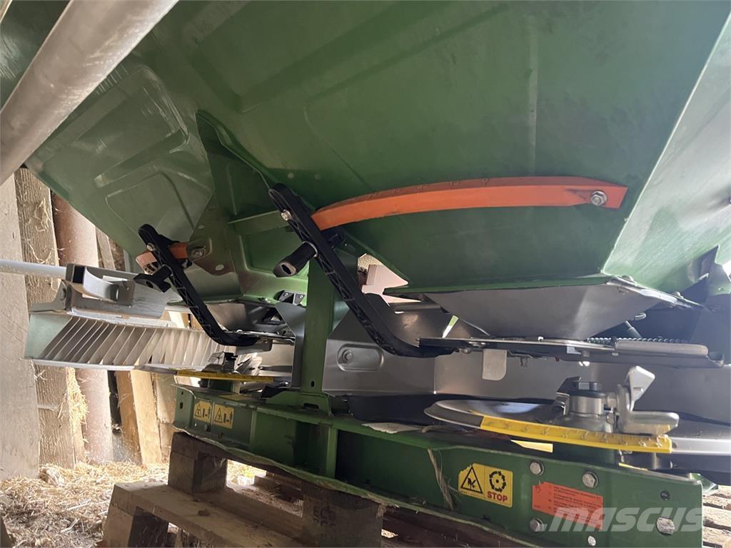 Amazone Zam fortix 肥料撒佈機