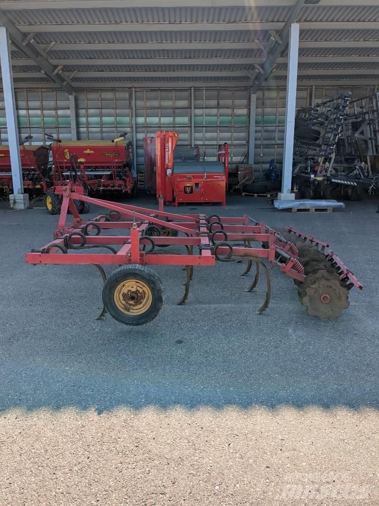 Väderstad SK13 中耕管理機