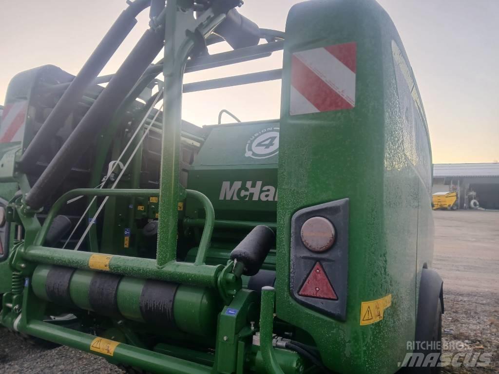 McHale Fusion 4 圓型牧草打包機