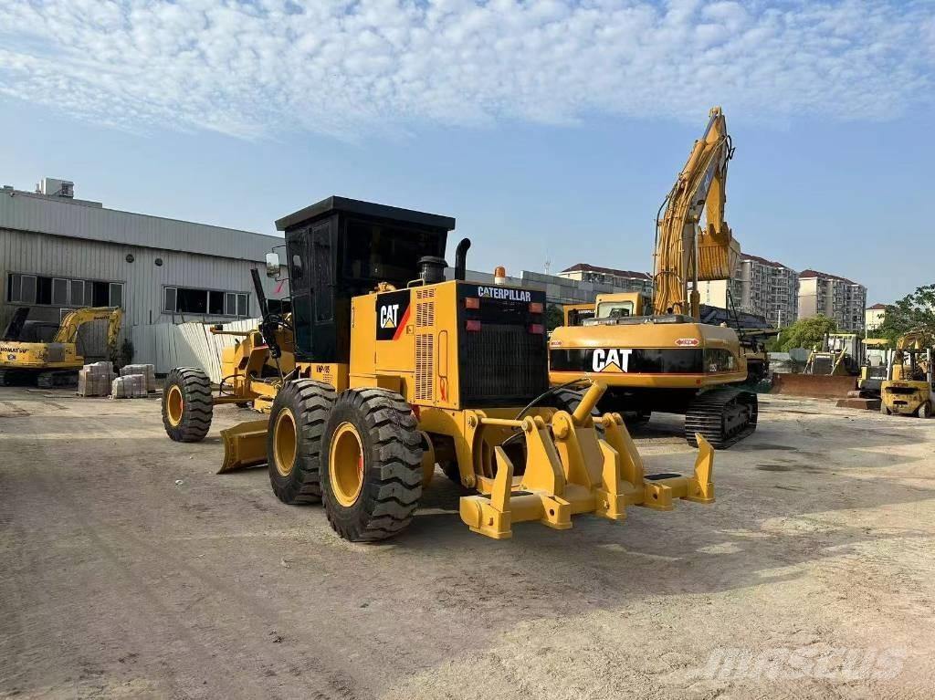 CAT CAT140H 平土機