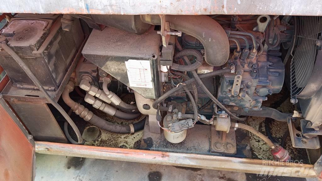JLG 260 MRT 剪式升降機