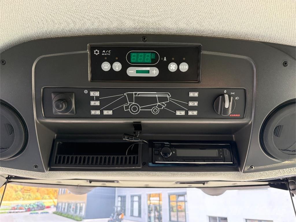 CLAAS LEXION 7500 聯合收穫機