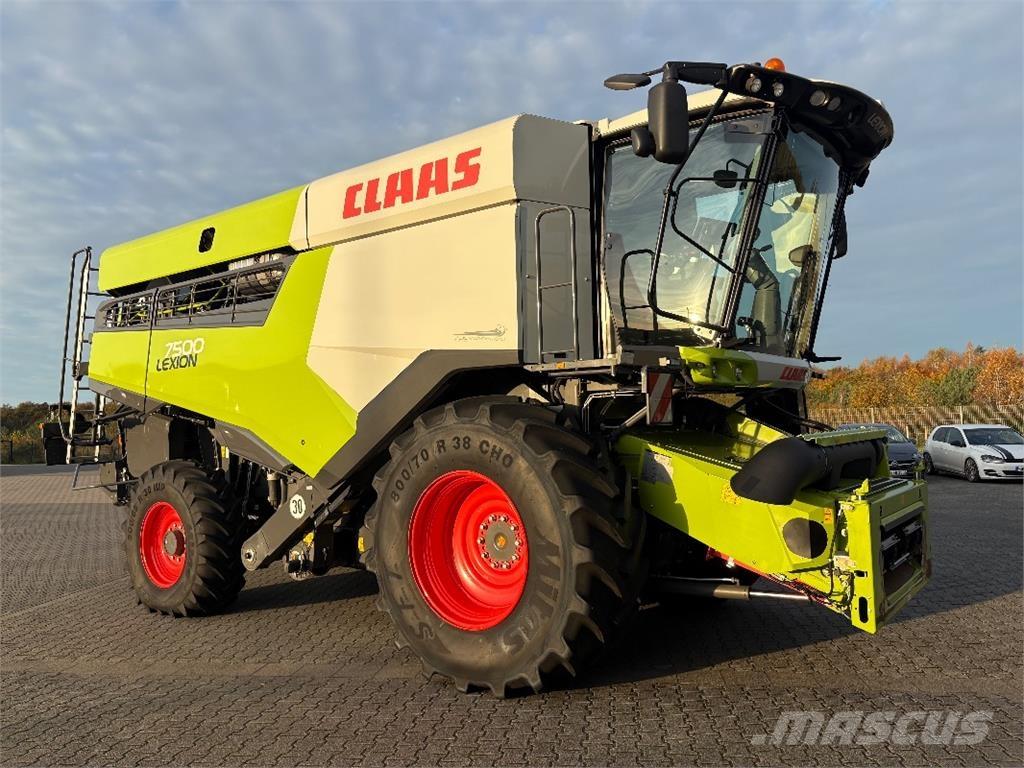 CLAAS LEXION 7500 聯合收穫機