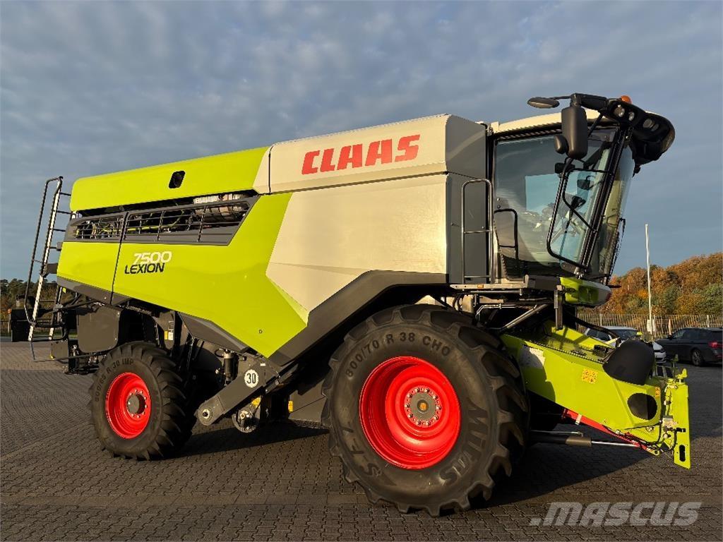 CLAAS LEXION 7500 聯合收穫機