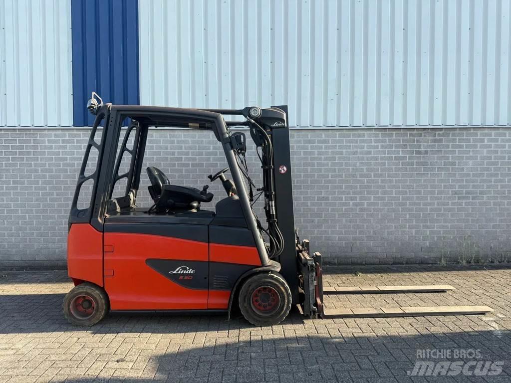 Linde E30HL-01/600 電動堆高機