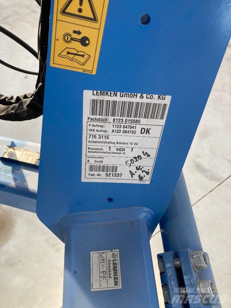 Lemken Diamant 16 雙向犁