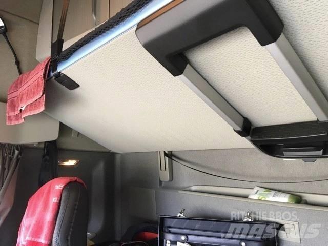 Volvo 540 曳引機組件