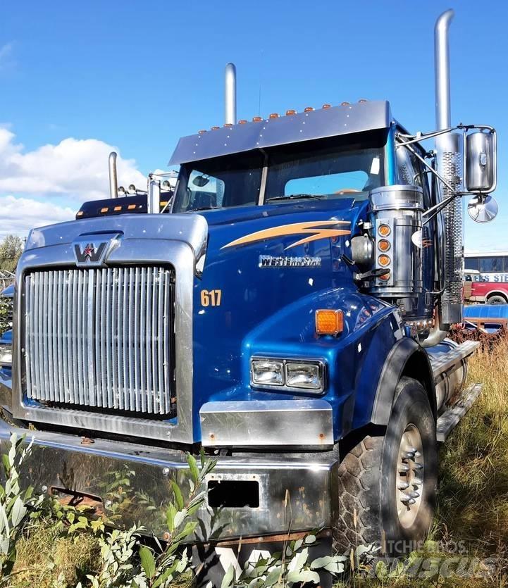 Western Star 4900SA 曳引機組件