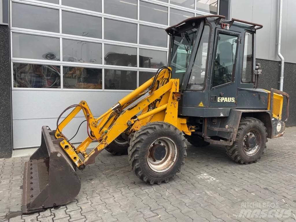 Paus RL552 輪胎式裝載機