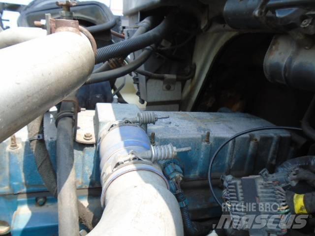 International 7500 其他貨車