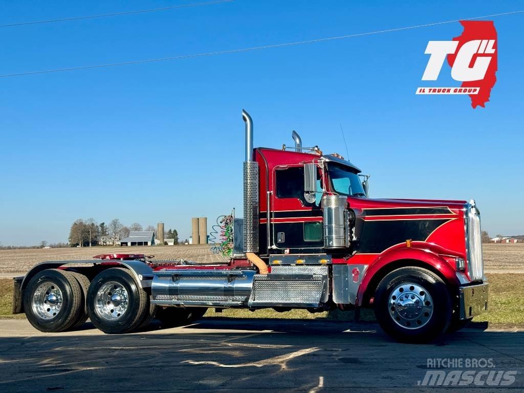 Kenworth W900 曳引機組件