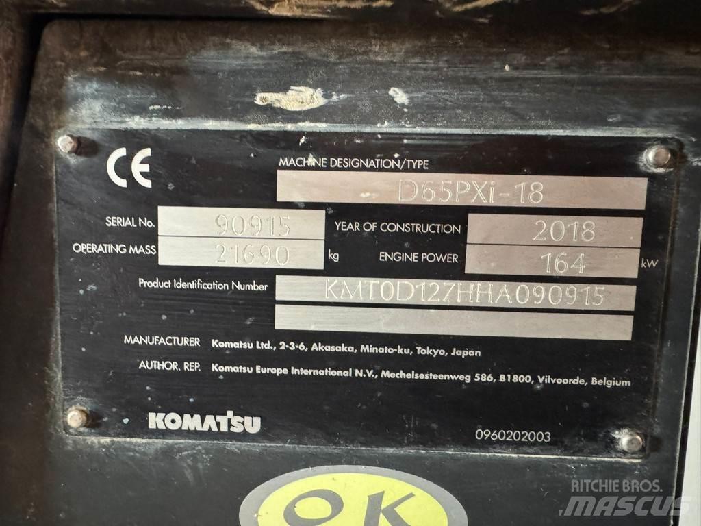 Komatsu D65PXi-18 履帶推土機