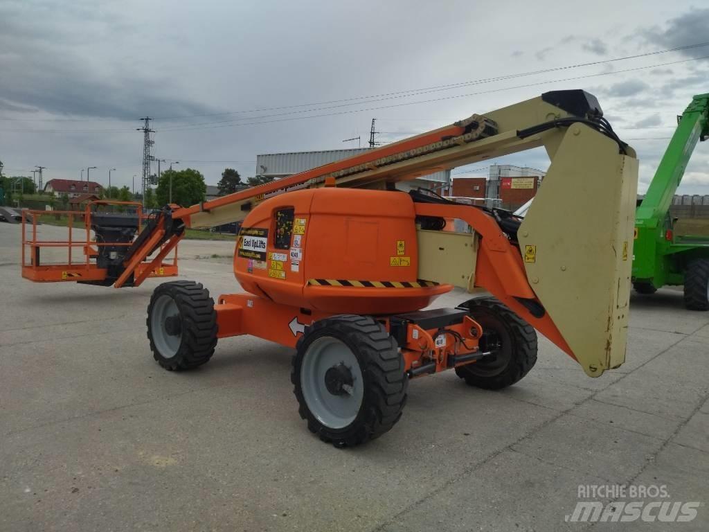 JLG 600 AJ 曲臂高空作業車
