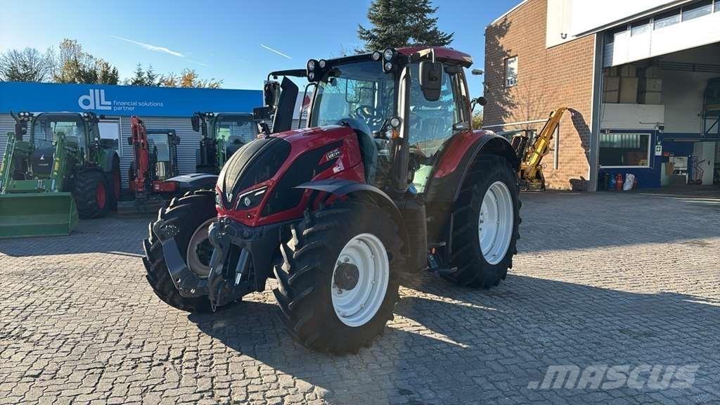Valtra N134 0 曳引機