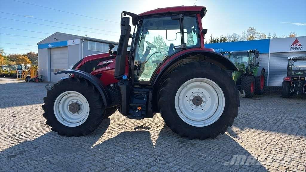 Valtra N134 0 曳引機