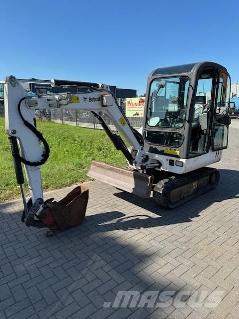 Bobcat 328 小型挖土機/掘鑿機<7t(小型挖掘機)