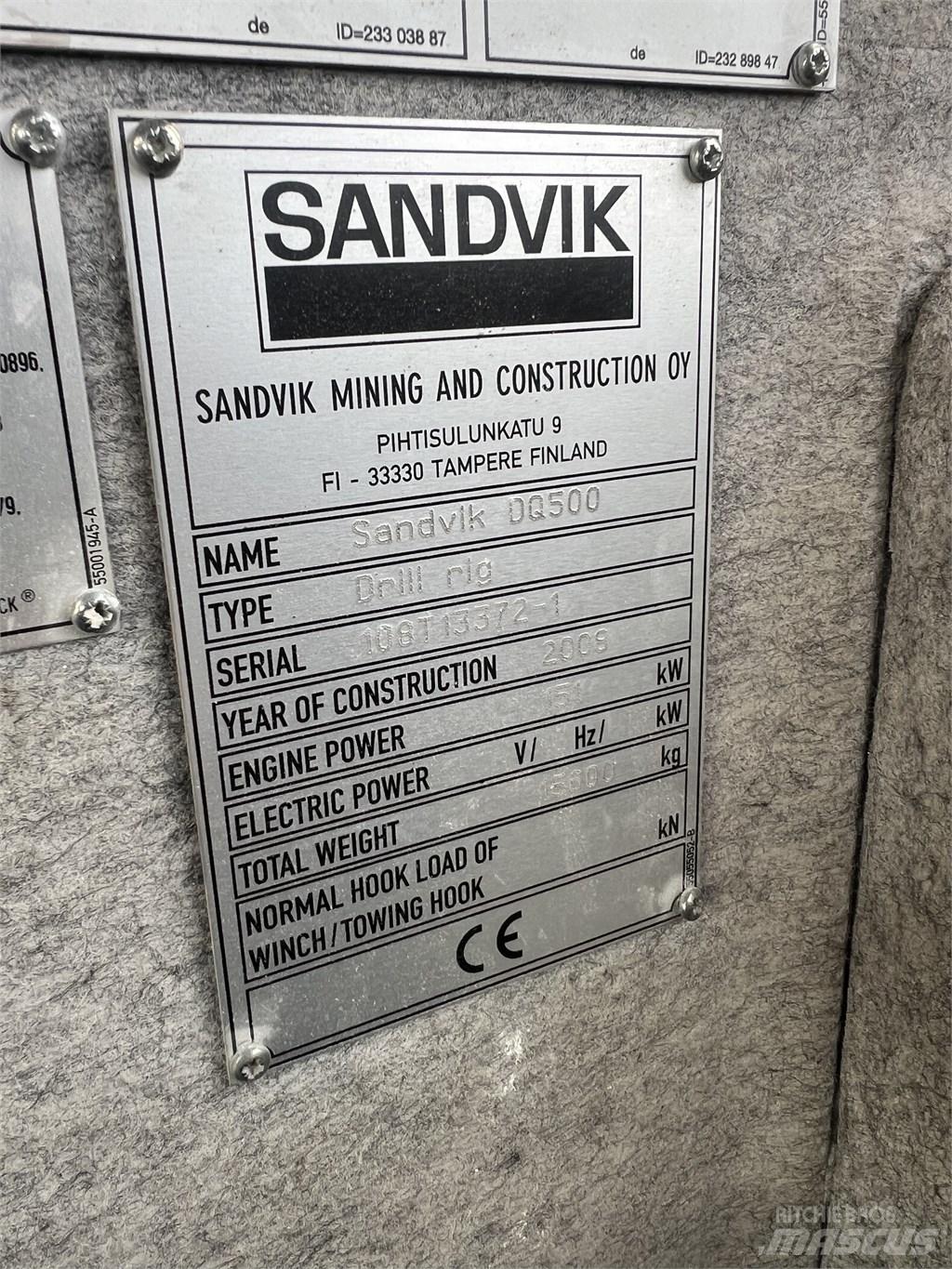 Sandvik DQ 500 鑽孔機