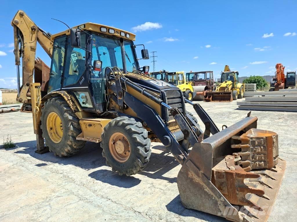 CAT 428 D 反鏟裝載機