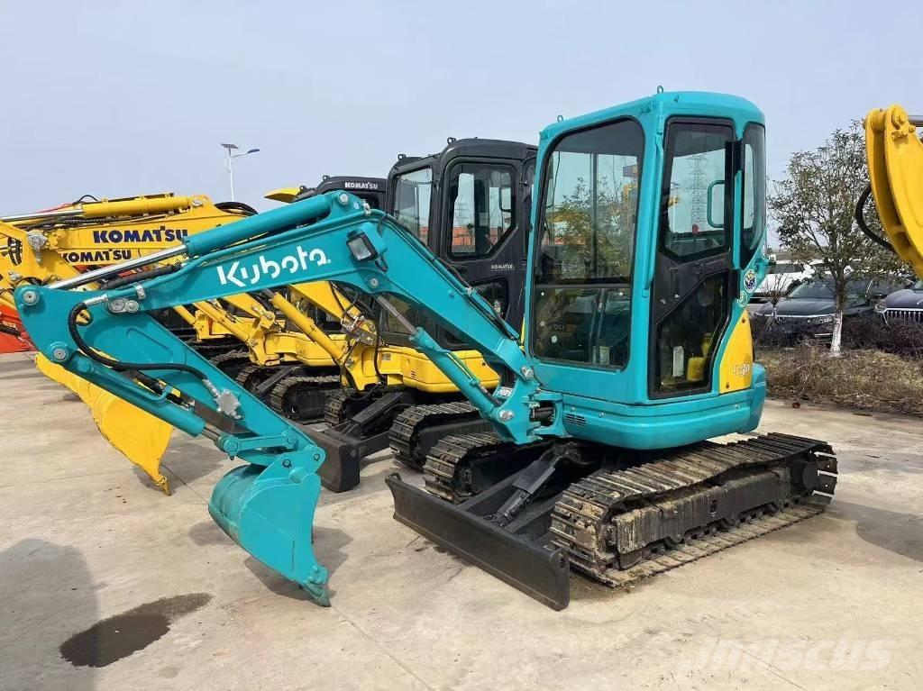 Kubota U 30 小型挖土機/掘鑿機<7t(小型挖掘機)