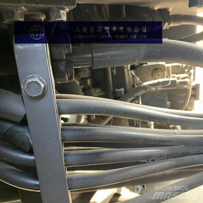 Komatsu WA 380 輪胎式裝載機