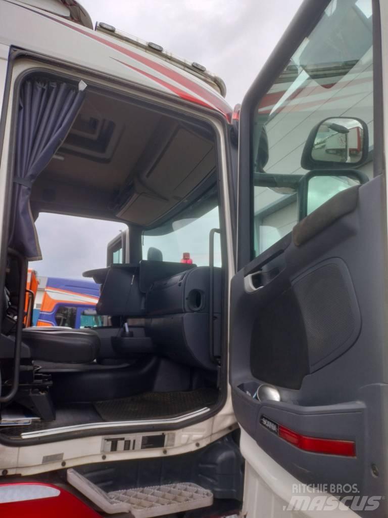 Scania R 520 商用底盤車
