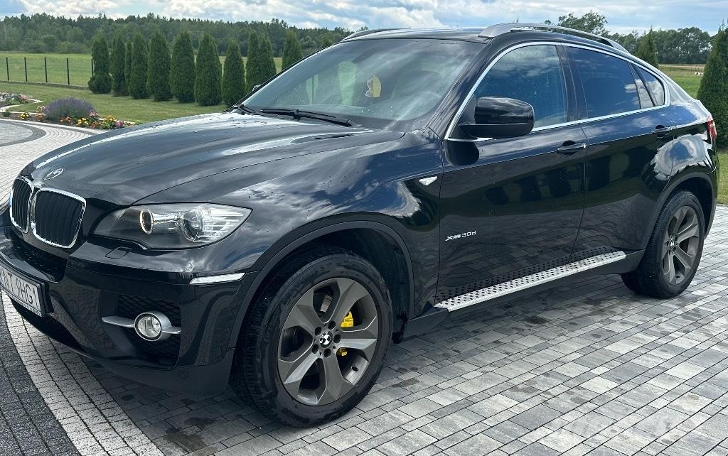 BMW X6 汽車