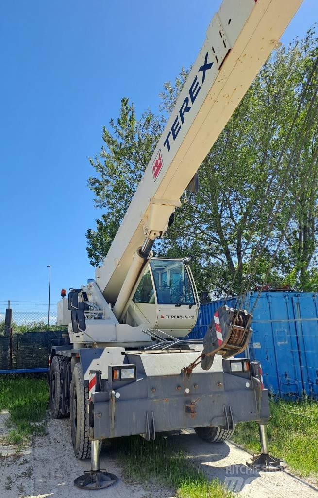 Terex A 350 越野起重機