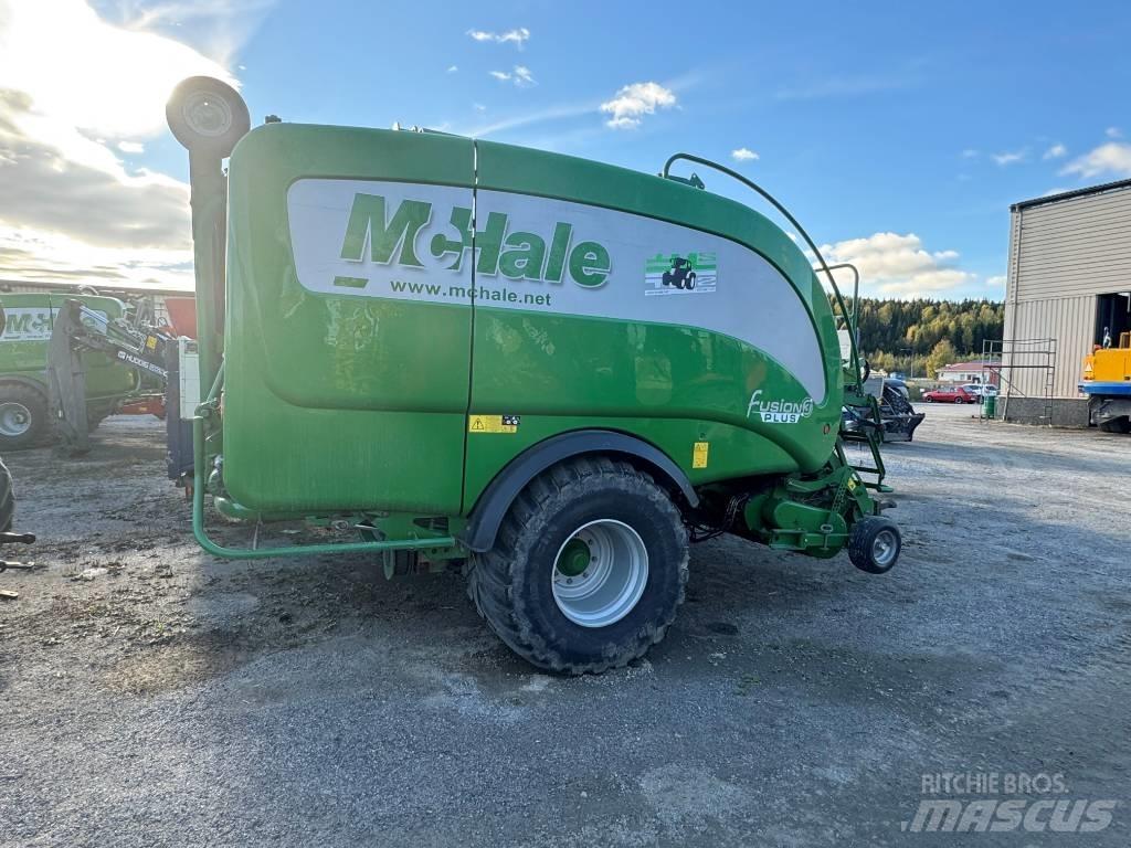 McHale 3 PLUS 圓型牧草打包機