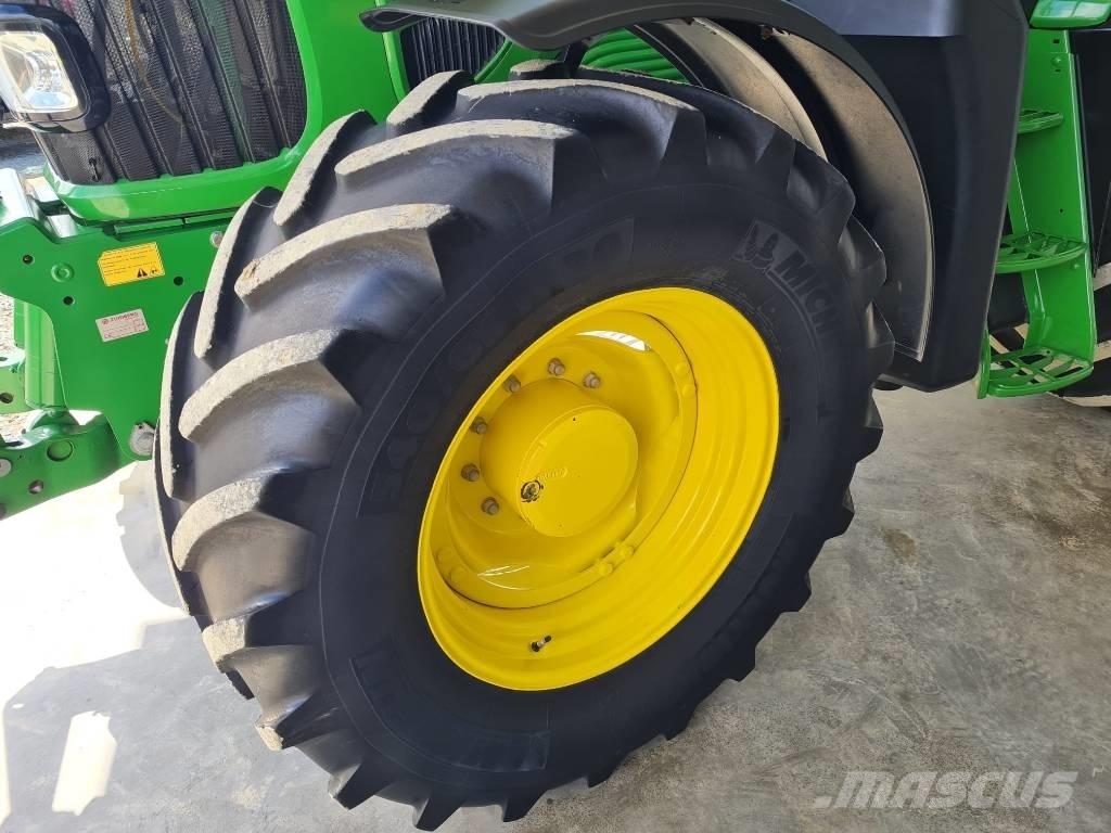 John Deere 7430 AP 曳引機