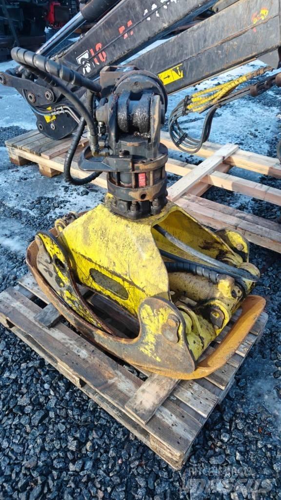 Loglift F118ST9.6 木材起重機