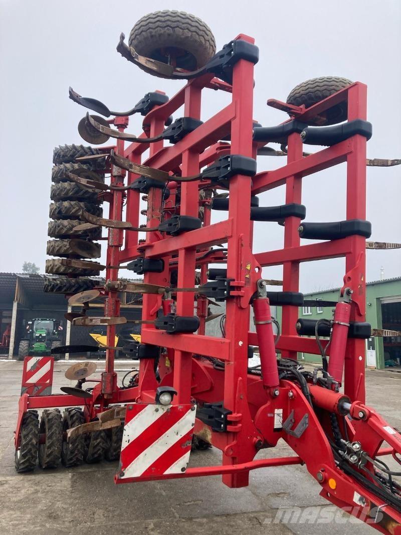 Horsch Tiger 8 LT 中耕管理機