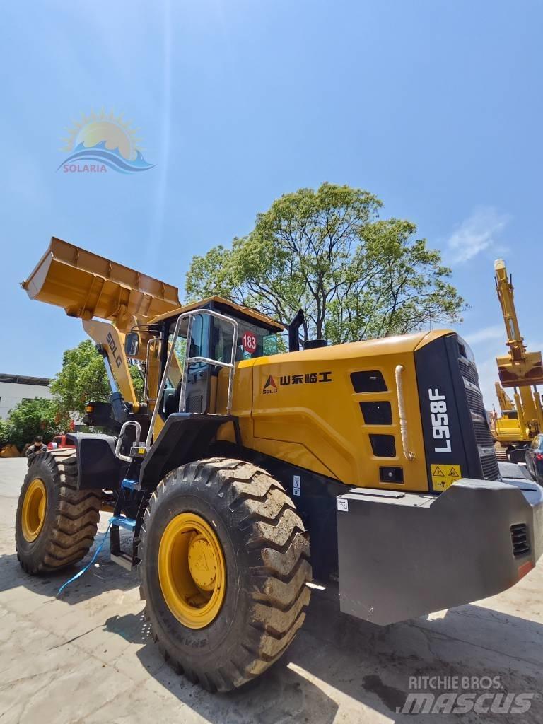 SDLG LG 958 F 輪胎式裝載機
