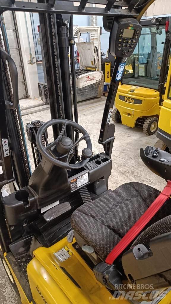 Yale ERP15VT 電動堆高機