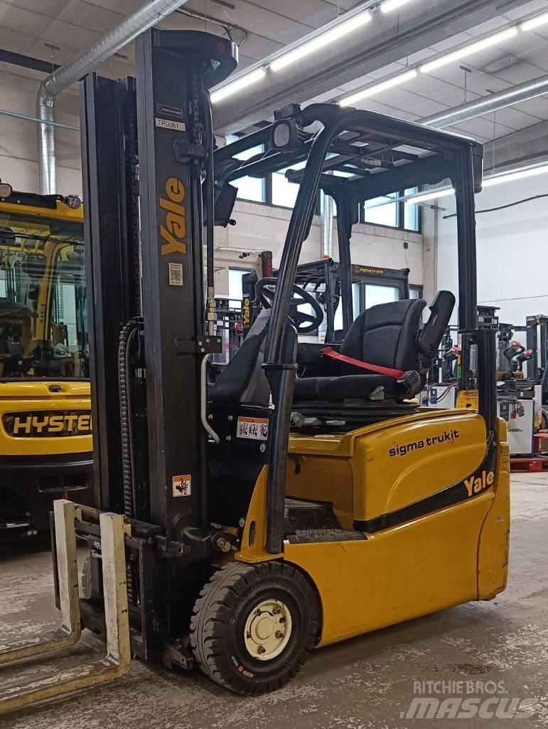 Yale ERP15VT 電動堆高機