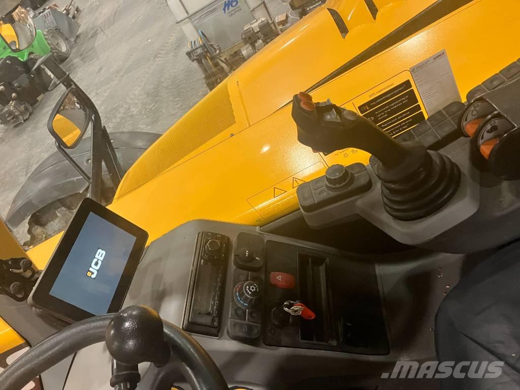 JCB 560-80 伸縮臂操作車