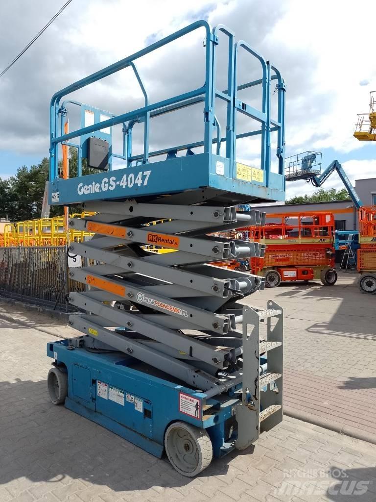 Genie GS 4047 剪式升降機