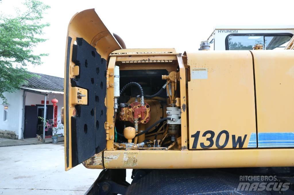 Hyundai Robex 130 W 旋轉式挖土機/掘鑿機/挖掘機