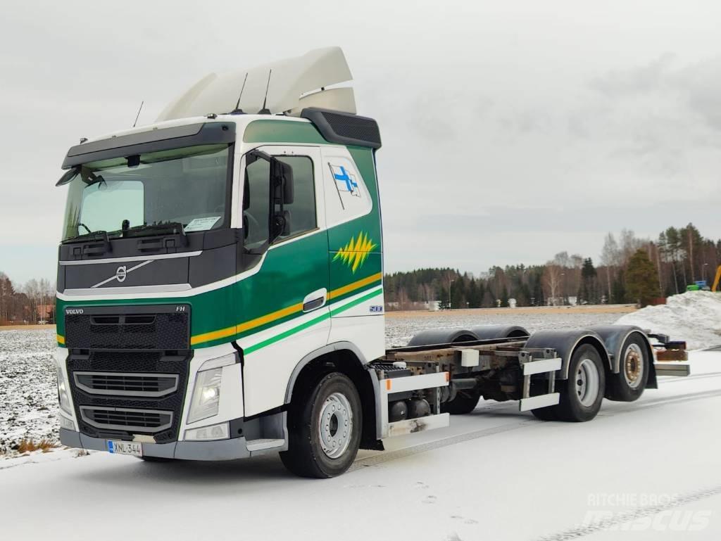 Volvo FH 13 商用底盤車