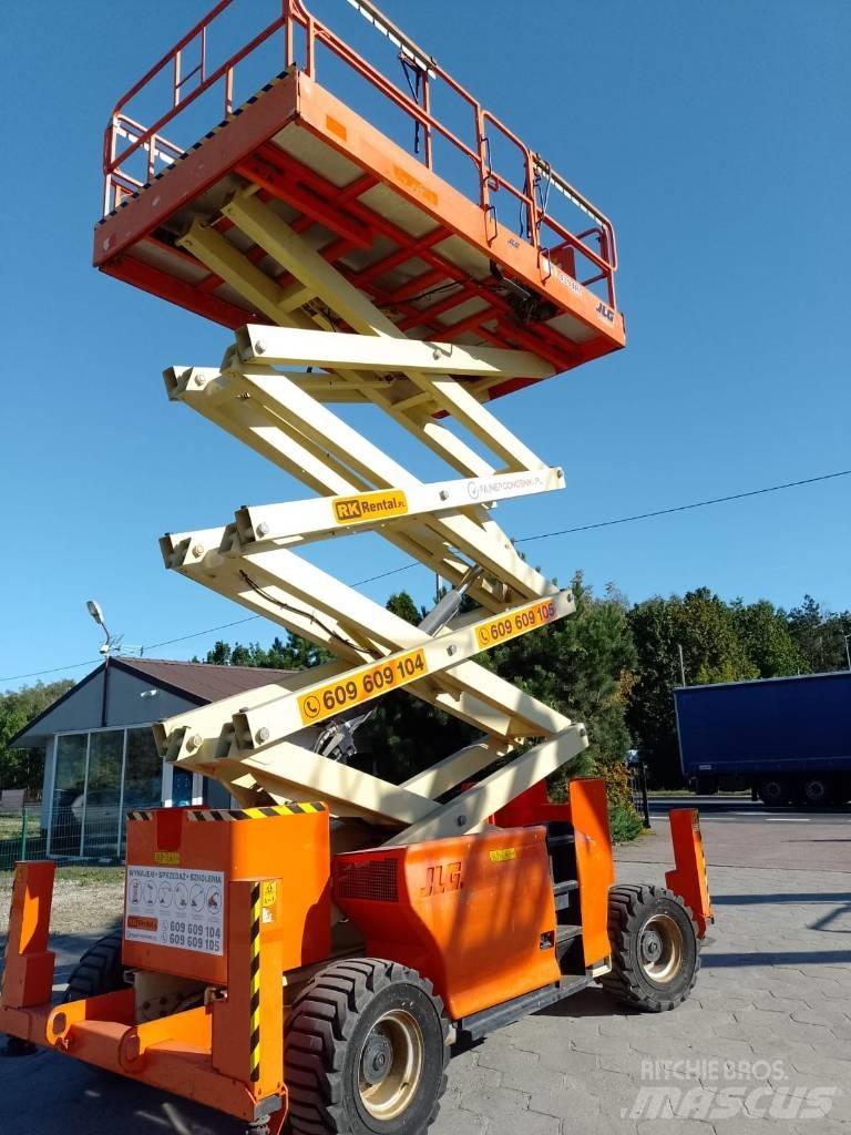 JLG 4394 RT 剪式升降機