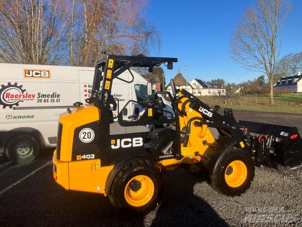 JCB 403 滑移轉向裝載機