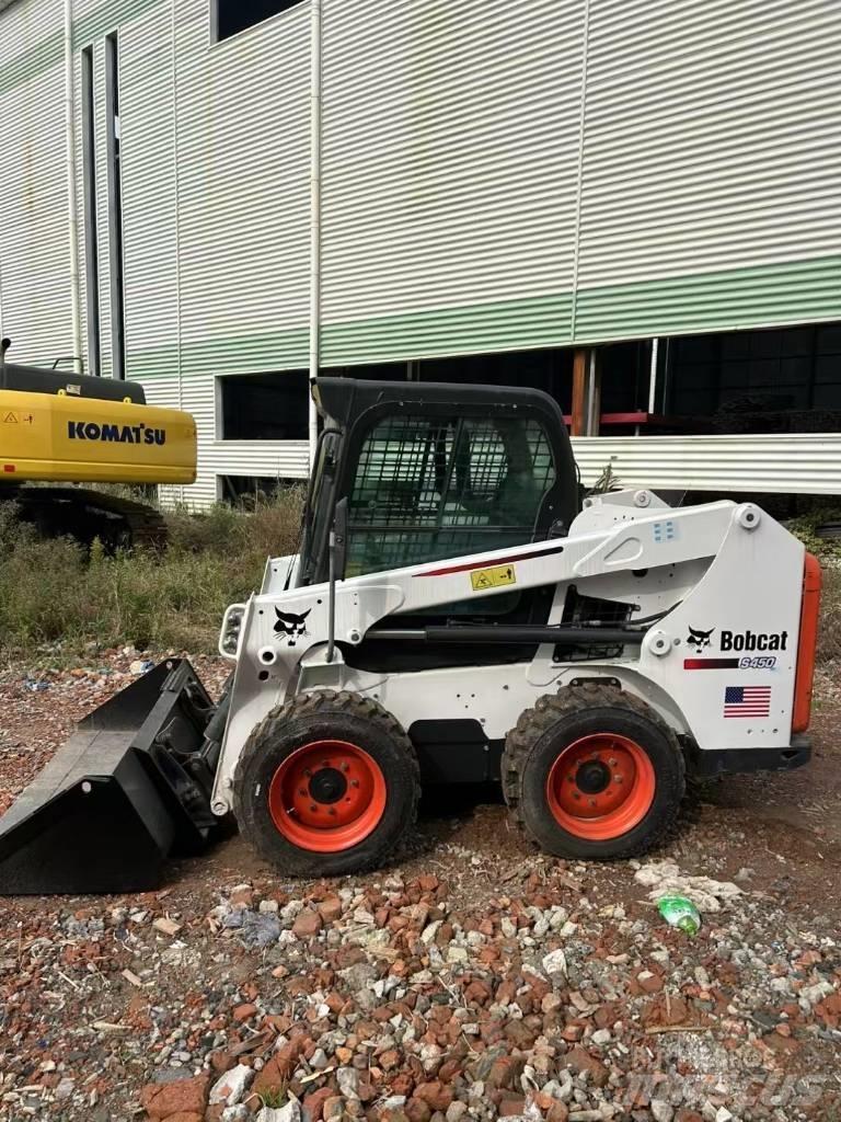 Bobcat S450 滑移轉向裝載機