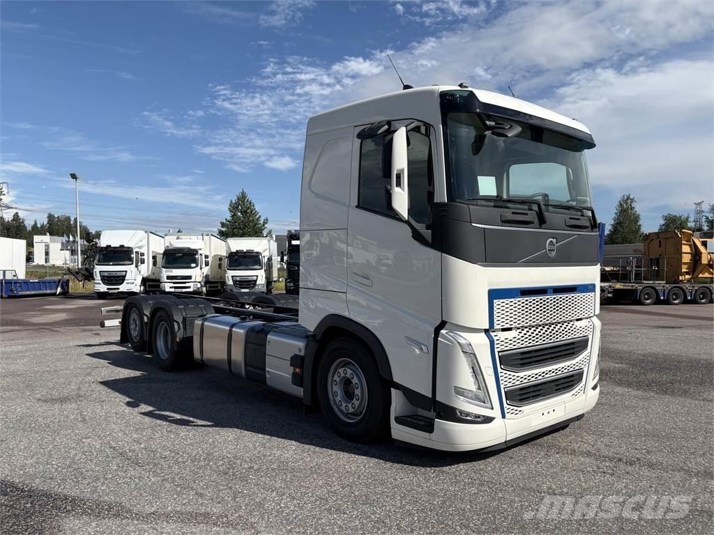 Volvo FH460 6x2 商用底盤車