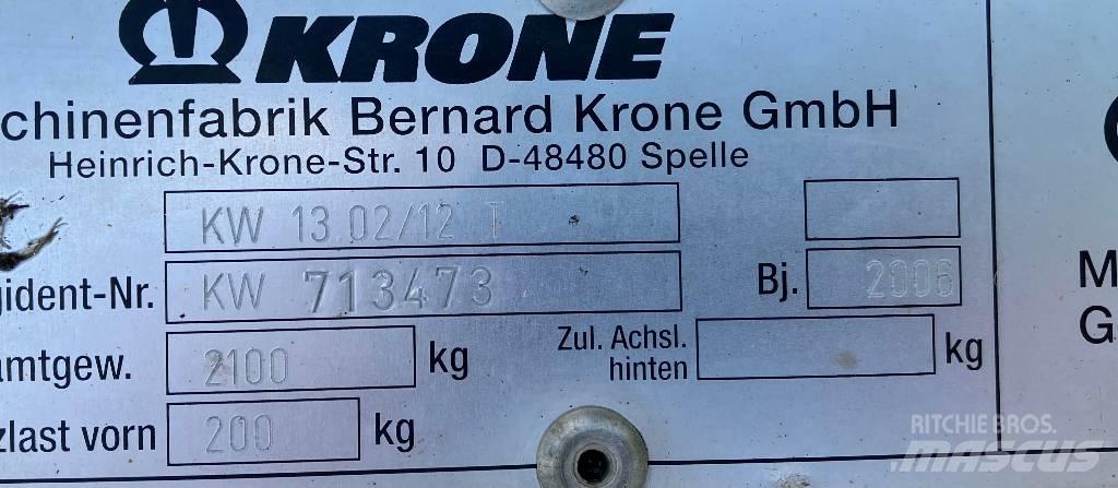 Krone KW 13.02/12 T 耙與翻草機