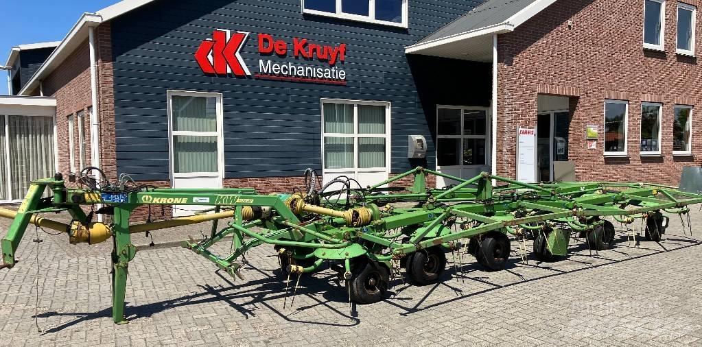Krone KW 13.02/12 T 耙與翻草機